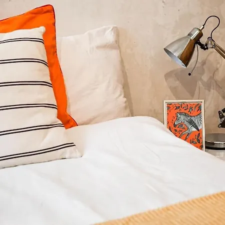 Tranquil And Charming One Bedroom Daire *