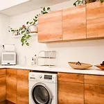 Tranquil And Charming One Bedroom Lägenhet *