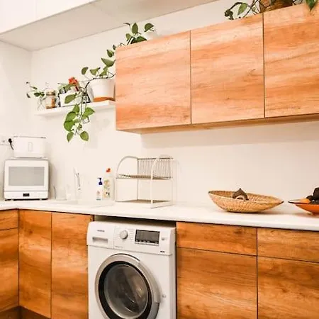 Tranquil And Charming One Bedroom Lägenhet *