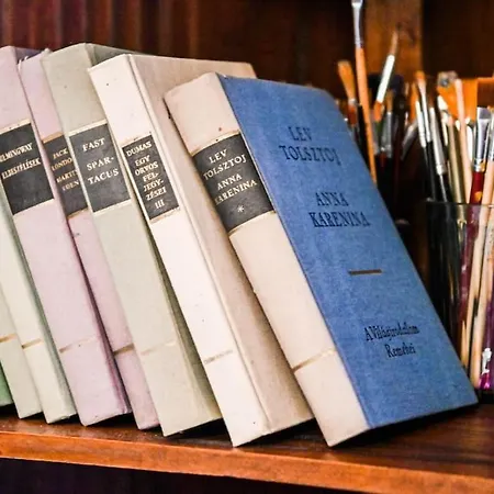 Lägenhet Tranquil And Charming One Bedroom *